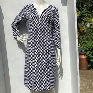 J. McLaughlin Shift Dress Size M